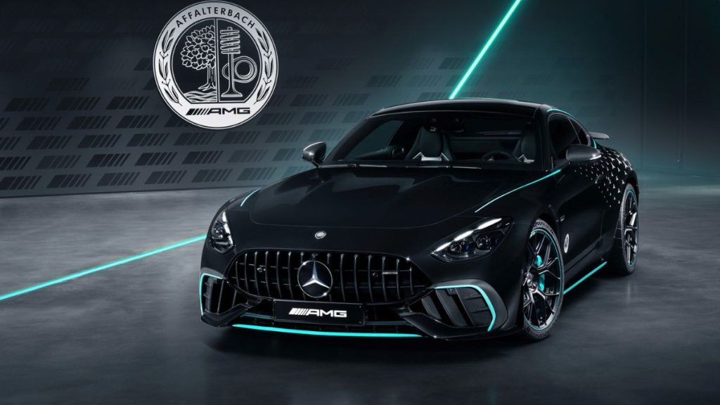 મર્સિડીઝે F1-પ્રેરિત AMG GT 63 Proનું અનાવરણ કર્યું; લક્ષણો તપાસો