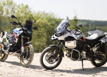 BMW Motorrad India એ 13.75 લાખ રૂપિયામાં F 900 GS અને F 900 GS લૉન્ચ કર્યું