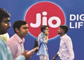 Jio નેટવર્ક ડાઉન: રિલાયન્સ જિયો સેવાઓ દેશભરમાં ખોરવાઈ, હજારો રિપોર્ટ સમસ્યાઓ