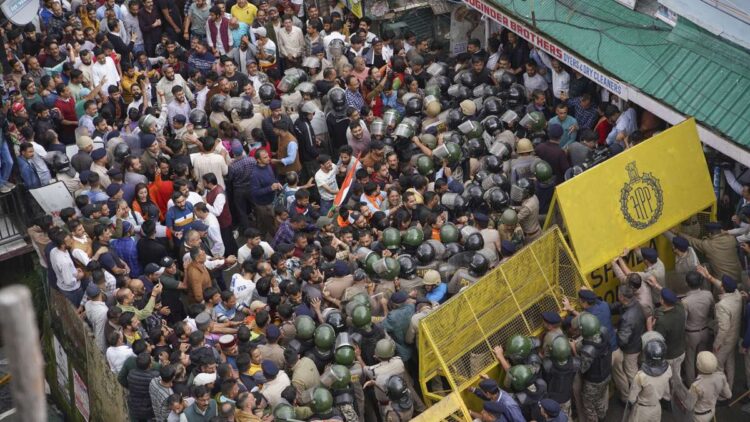 શિમલા મસ્જિદ વિવાદ મામલો: વિરોધ પ્રદર્શન વચ્ચે આજે મોલ રોડ પરની દુકાનો એક કલાક માટે બંધ રહેશે