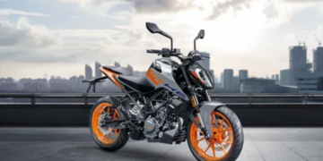 KTM 200 ડ્યુક અને 125 ડ્યુક 2024 એડિશન: ફ્રેશ ફીચર્સ, બ્લૂટૂથ ડિસ્પ્લે અને LED મેજિક માટે તૈયાર રહો!