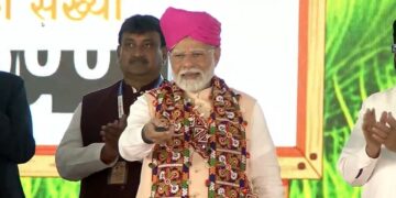 નમો શેતકરી મહાસન્માન નિધિ યોજના: PM મોદીએ PM-KISAN 18મો હપ્તો બહાર પાડ્યા પછી મહારાષ્ટ્રના ખેડૂતોને વધારાના રૂ. 2,000 કરોડ જાહેર કર્યા