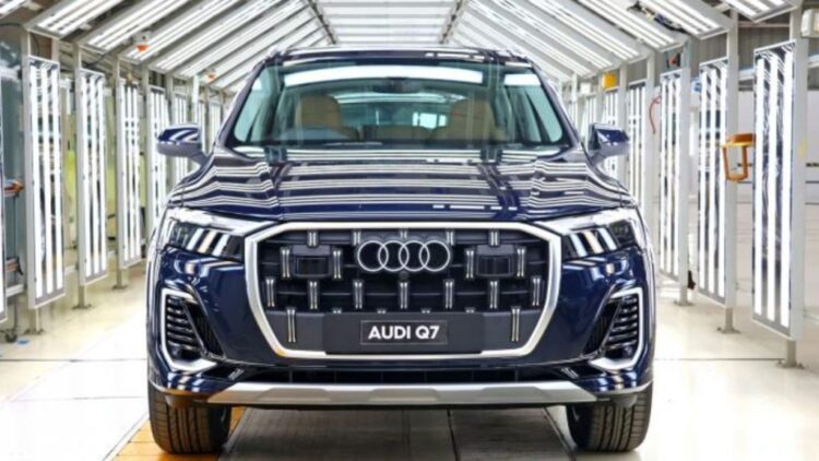 Audi India એ આગામી લોન્ચિંગ પહેલા 2025 Q7 SUV માટે બુકિંગ શરૂ કર્યું છે