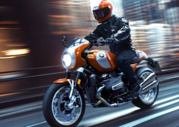 BMW Motorrad નું અનાવરણ R 12 S; વિગતો તપાસો