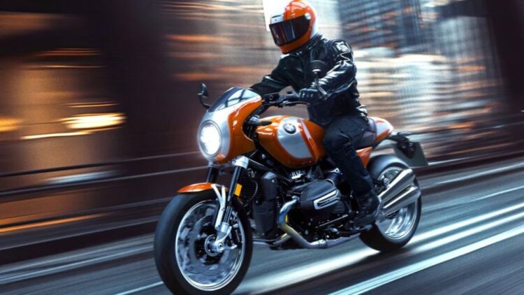 BMW Motorrad નું અનાવરણ R 12 S; વિગતો તપાસો