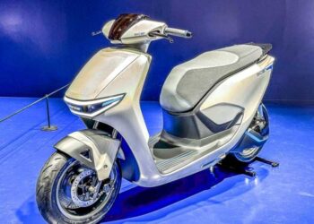 Honda Activa Electric ડ્યુઅલ સ્વેપ કરી શકાય તેવી બેટરી ટેક્નોલોજી સાથે ડેબ્યૂ કરશે