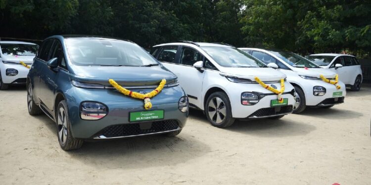 MG ચેન્નાઈમાં એક જ દિવસમાં 101 વિન્ડસર EVs પહોંચાડે છે