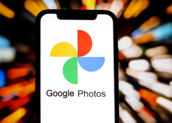 Google Photos ને છબીઓ શેર કરવા માટે એક સરળ ઝડપી સંપાદન સાધન મળી રહ્યું છે, અને મને ખબર નથી કે કોઈએ આ વિશે વહેલું કેમ વિચાર્યું નહીં