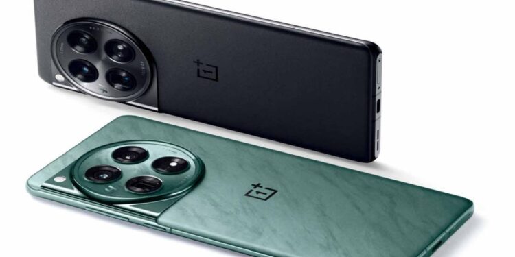 iPhone 15, OnePlus 12 ભારતમાં ઓછી કિંમતે ઉપલબ્ધ છે