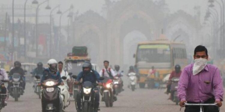 દિલ્હીનો AQI 388 પર 'ખૂબ જ નબળો' રહે છે