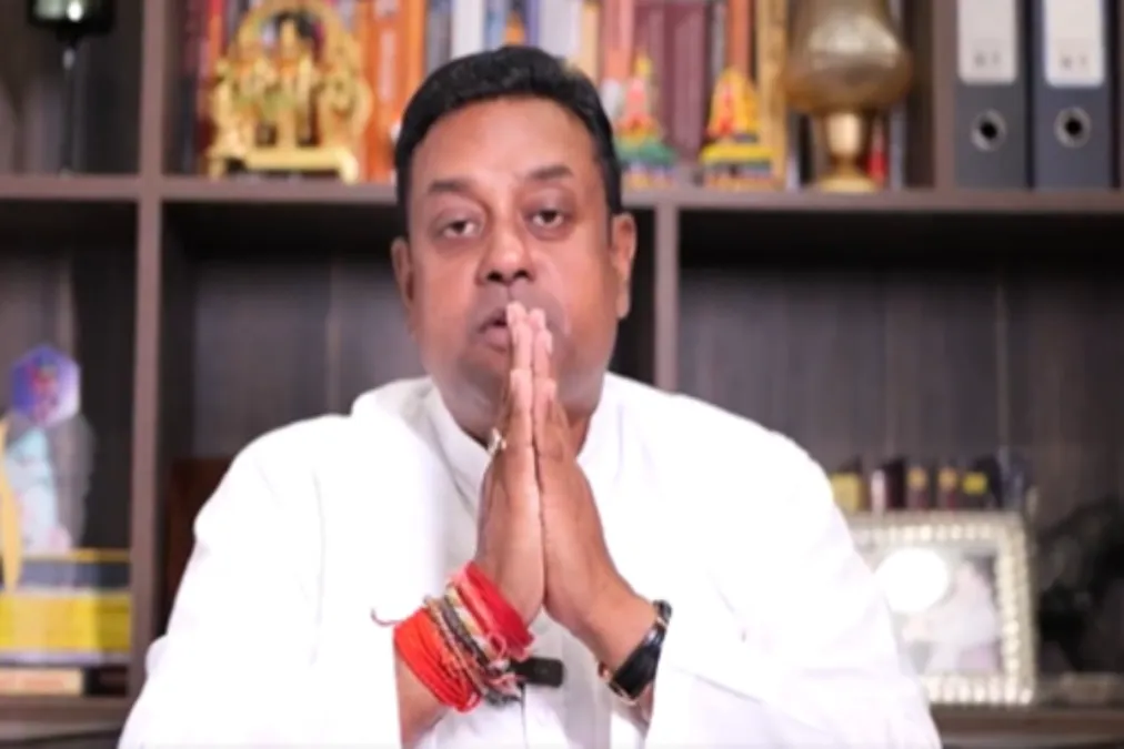 મહા કુંભ 2025,: ભાજપ કોંગ્રેસને મહાકંપની ટિપ્પણી અંગે સ્લેમ કરે છે, રાહુલ ગાંધી અને સોનિયા ગાંધી પાસેથી માફી માંગશે