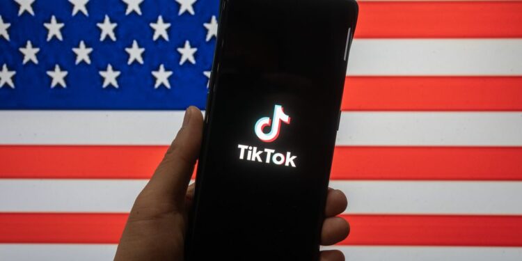 TikTok હવે યુ.એસ.માં ઉપલબ્ધ નથી, પરંતુ ટૂંક સમયમાં પ્રતિબંધ ઉલટાવી શકાય છે