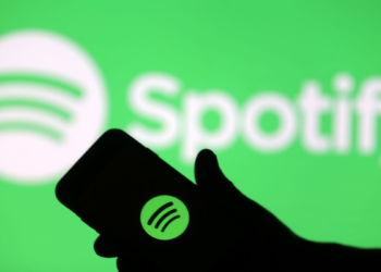 Spotify શોધ પરિણામોમાં પોર્નોગ્રાફિક સામગ્રી પર પ્રતિક્રિયાનો સામનો કરે છે