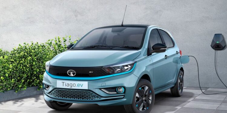 Tata Motors EVs પર મોટી બચત ઓફર કરે છે: Tiago EV પર 85,000 રૂપિયા સુધીનું ડિસ્કાઉન્ટ