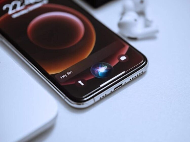 Apple પલ શા માટે સીરી રેકોર્ડિંગ વપરાશકર્તાઓ માટે સંમતિ વિના million 95 મિલિયન ચૂકવે છે: Apple પલની સિરી ગોપનીયતા મુકદ્દમા સમાધાન સમજાવ્યું અને આઇફોન વપરાશકર્તાઓ માટે તેનો અર્થ શું છે