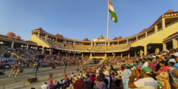 BSF પંજાબની સરહદો પર એકાંતને હરાવીને હેન્ડશેક્સ અથવા ગેટ ખોલ્યા વિના આજે ફરી શરૂ કરવા માટે