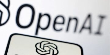 Open.5 અબજ ડોલર માટે ઓપનએઆઈ ભૂતપૂર્વ એપલ ડિઝાઇનર જોની ive ની સ્ટાર્ટઅપ ખરીદે છે: એઆઈ-ફર્સ્ટ ડિવાઇસીસનો નવો યુગ શરૂ થાય છે