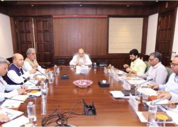 અમિત શાહે એનસીઇએલ માટે 2 લાખ સીઆર નિકાસ લક્ષ્ય નક્કી કર્યું, રાષ્ટ્રીય સહકારી સંસ્થાઓની સમીક્ષા, કાર્બનિક ઉત્પાદનો અને ગુણવત્તાવાળા બીજ પર ધ્યાન કેન્દ્રિત કરે છે