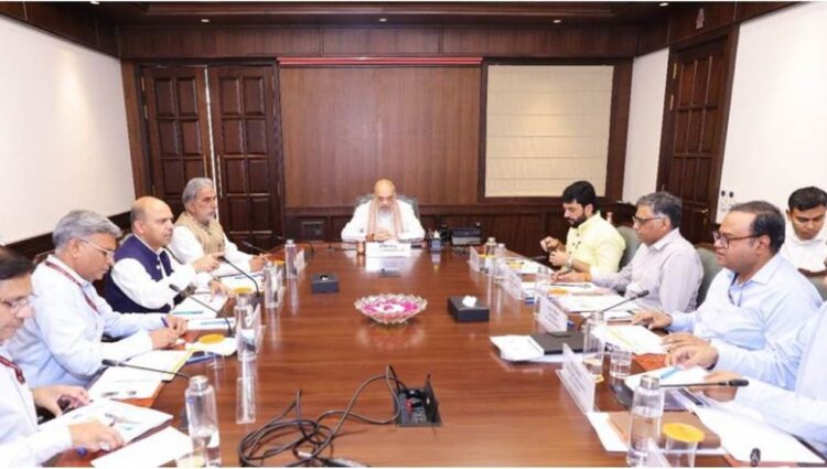 અમિત શાહે એનસીઇએલ માટે 2 લાખ સીઆર નિકાસ લક્ષ્ય નક્કી કર્યું, રાષ્ટ્રીય સહકારી સંસ્થાઓની સમીક્ષા, કાર્બનિક ઉત્પાદનો અને ગુણવત્તાવાળા બીજ પર ધ્યાન કેન્દ્રિત કરે છે
