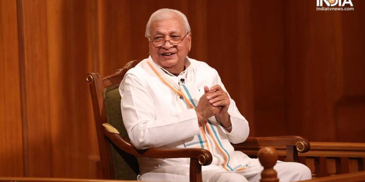 આપ કી અદલાટ: 'તે સારું છે કે તેણે પરમાણુ હથિયારો ગણાવી છે', આરીફ મોહમ્મદ ખાનના પાકિસ્તાનના પ્રધાનમાં ડિગ