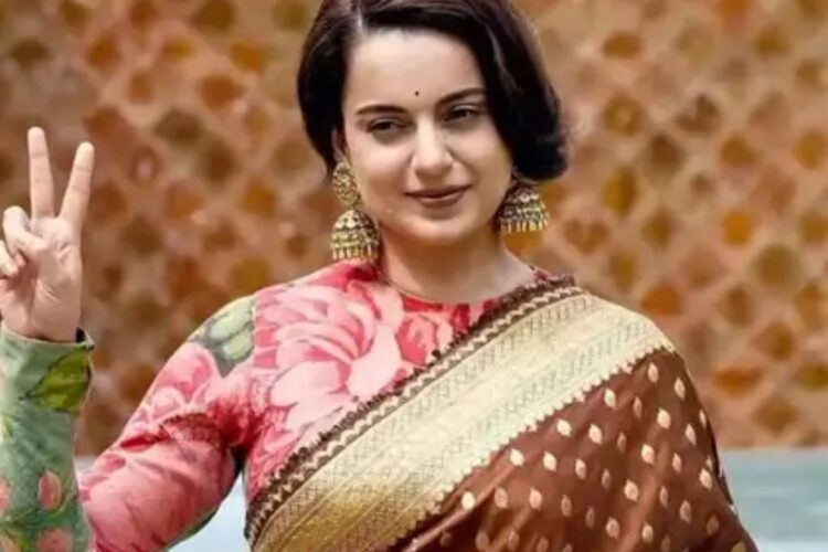 'જ્યાં જગ્યાએ હોવાનો આનંદ છે ...' કેમ કંગના રાનાઉતને લાગે છે કે રાજકારણ વૃદ્ધ મહિલાઓને ફિલ્મ ઉદ્યોગ કરતા વધુ સારી રીતે વર્તે છે?