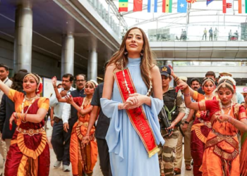 તેલંગાણાની મહિલાઓનો વીડિયો રામપ્પા મંદિરમાં મિસ વર્લ્ડ સ્પર્ધકોના પગ ધોવાથી આક્રોશ ફેલાય છે