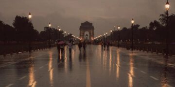 દિલ્હી હવામાન: હીટવેવ ચાલુ રહે છે, તાપમાન 42 ° સે, હળવા વરસાદ અને ધૂળની તોફાનની સંભાવના છે