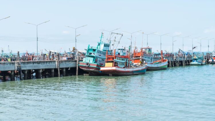 પાકિસ્તાને નવી દિલ્હી સામે બદલો લેતા પગલામાં ભારતીય વહાણો માટે તેના બંદરો બંધ કર્યા