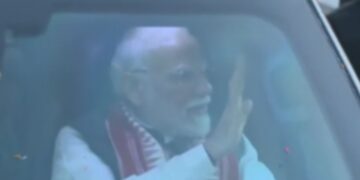 પીએમ મોદી પટનામાં રોડશો ધરાવે છે