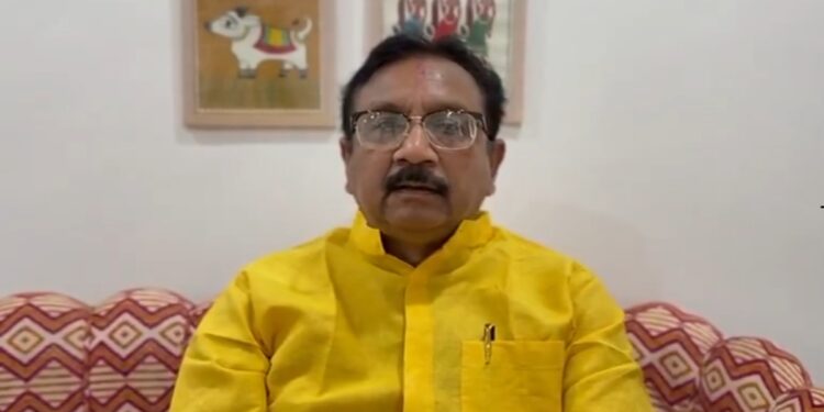 ભાજપના વિજય શાહે કર્નલ સોફિયા કુરેશી વિરુદ્ધ અપમાનજનક ટિપ્પણી બદલ માફી માંગી છે, 'શરમ અને દુ: ખી' કહે છે