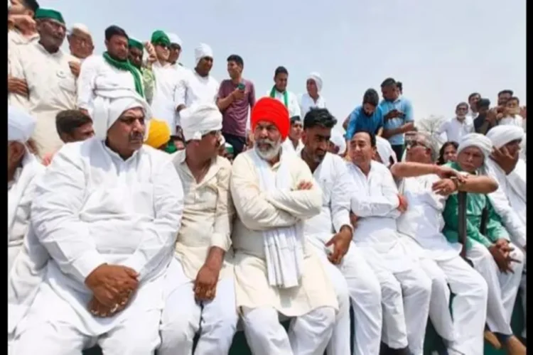 મહાપંચાયતમાં રાકેશ ટીકાઈટ માટે મોટો ટેકો! ખેડુતો 51-મીટર પેગ્ડી, ગુનેગાર યોજાય છે