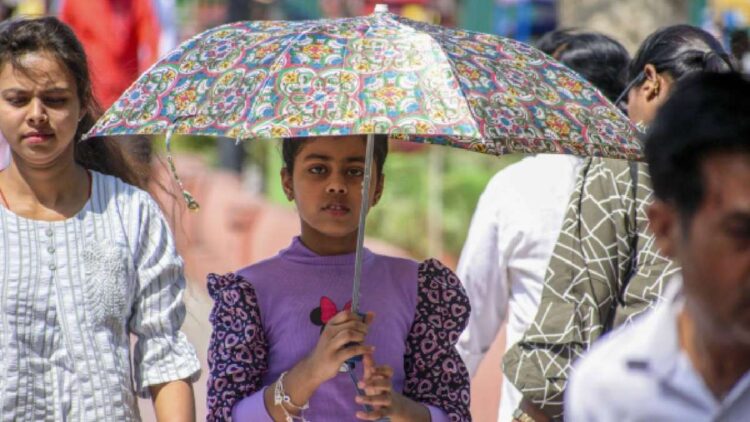 હીટવેવ ઓડિશાને હિટ કરે છે: ભુવનેશ્વર 40.4 ડિગ્રી સેલ્સિયસ પર સિઝલ્સ, અન્ય સ્થળોએ તાપમાન તપાસો