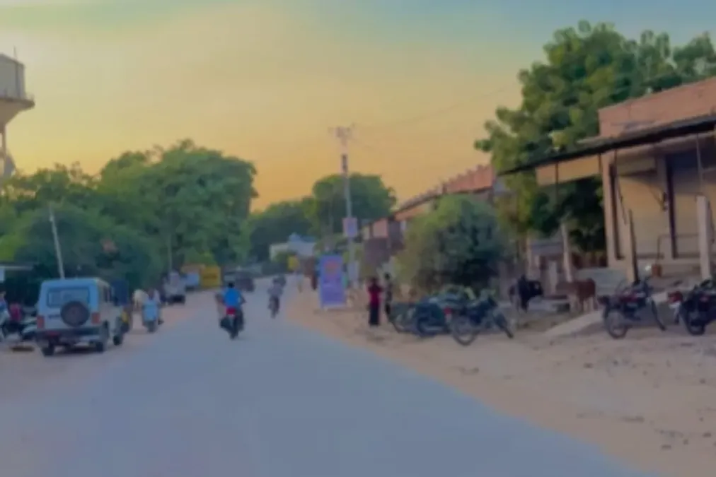 વાયરલ વિડિઓ: જ્યારે યુ.એસ. માં કોઈ પ્રકાશ ન હોય, ત્યારે લોકો જાપાનમાં પાવર સ્ટેશનો કહે છે, તેઓ ફ્યુઝને તપાસે છે, પરંતુ ભારતમાં આપણે બહાર નીકળીએ છીએ કે કેમ ....