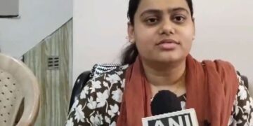 અમદાવાદ પ્લેન દુર્ઘટના પર 'હું નમણ'