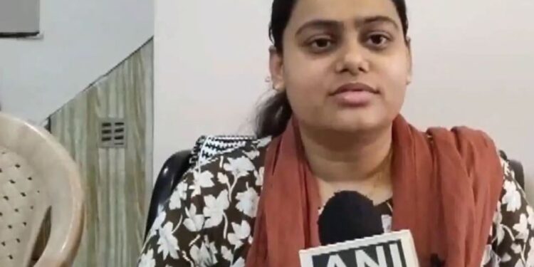 અમદાવાદ પ્લેન દુર્ઘટના પર 'હું નમણ'