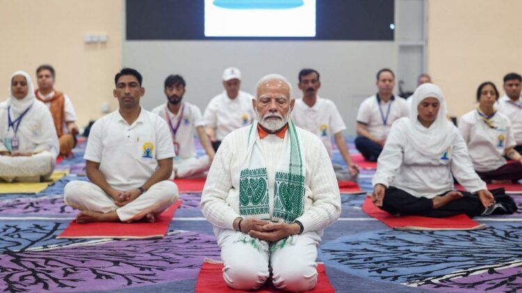 આંતરરાષ્ટ્રીય યોગા દિવસ 2025: વિશાખાપટ્ટનમ ઇવેન્ટનું નેતૃત્વ કરવા માટે મોદી, ઉજવણી દેશભરમાં 1 લાખ સ્થાનો પર આયોજિત
