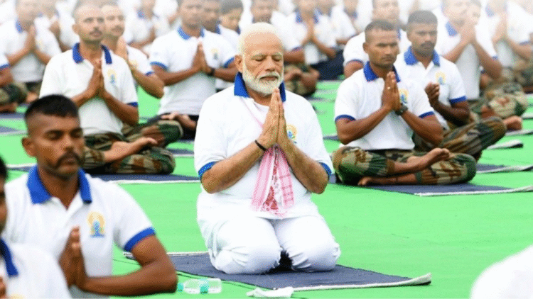 આંતરરાષ્ટ્રીય યોગા દિવસ 2025 - વૈશ્વિક સુખાકારી માટે પીએમ નરેન્દ્ર મોદીની દ્રષ્ટિ
