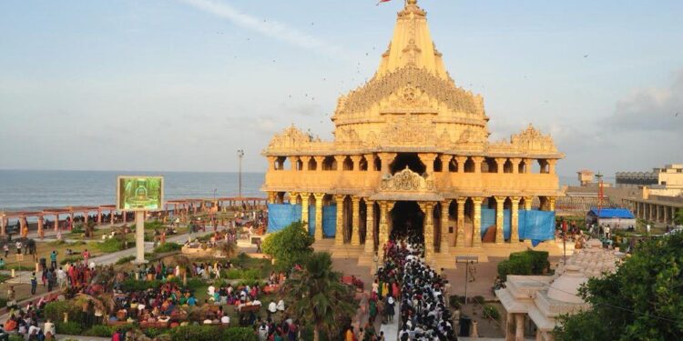 આઇઆરસીટીસીએ ભારત ગૌરવ ટ્રેન - દેશગુજરાત દ્વારા સોમનાથ સહિત 7 જ્યોત્લિંગ યાત્રા માટે રેલ ટૂર પેકેજની ઘોષણા કરી
