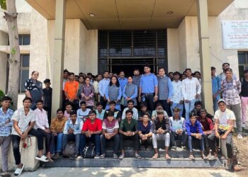 કૌશલ્ય વિકાસ અને વ્યવસાયિક તાલીમ વધારવા માટે ગુજરાત, ઇટીઆ એટલી ખાતે કોરોમંડલ ઇન્ટરનેશનલ અપગ્રેડ કરેલી વર્કશોપ સુવિધા