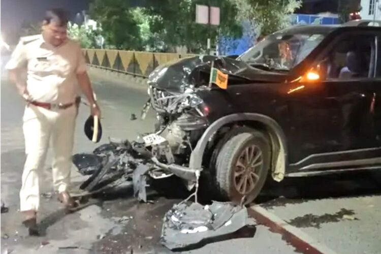 પટના વાયરલ વિડિઓ: વૃશ્ચિક રાશિ એટીલ પાથ પર 3 કોપ્સથી ચાલે છે, વુમન કોન્સ્ટેબલ સ્પોટ પર મૃત્યુ પામે છે, જીવન માટેના અન્ય બે યુદ્ધ
