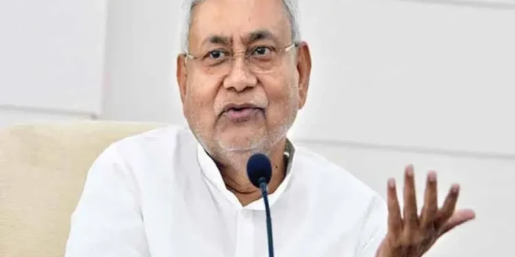બિહારની ચૂંટણી 2025 ની આગળ, મુખ્યમંત્રી નીતીશ કુમાર ફેસ્ટિવલ ટ્રાવેલ રશને સરળ બનાવવા માટે 299 આંતર-રાજ્ય બસોને મંજૂરી આપે છે