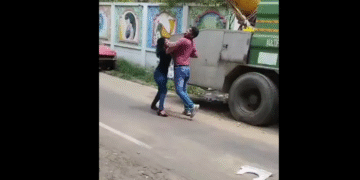 લખનઉ વાયરલ વિડિઓ: માણસને નિર્દયતાથી ફટકો મારતો અને શેરીમાં મહિલાને ખેંચીને જોયો, પોલીસ પ્રતિક્રિયા આપે છે