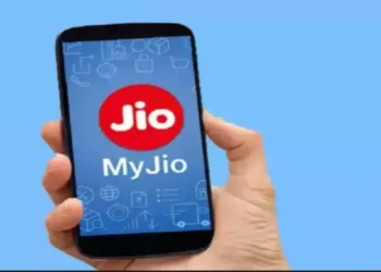 લાંબી માન્યતા રિચાર્જ શોધી રહ્યાં છો? જિઓ 84-દિવસની માન્યતા અને વધારાના લાભો સાથે 3 યોજનાઓ પ્રદાન કરે છે