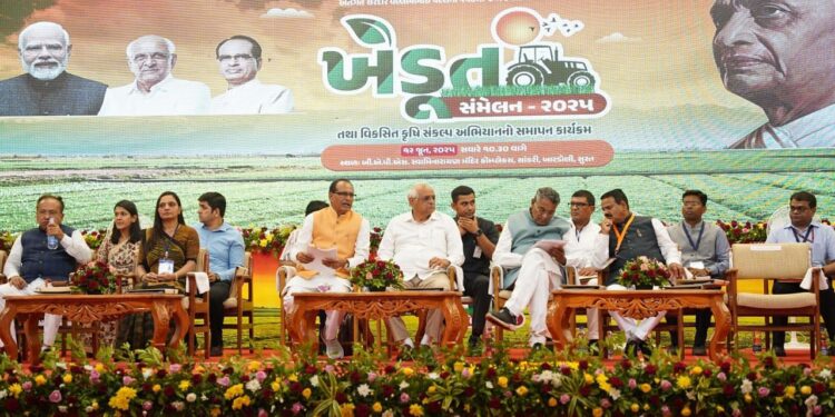 વિક્સિત કૃશી સંકલ્પ અભિમાન ગુજરાતમાં સમાપન કરે છે: 1 કરોડથી વધુ ખેડુતો પહોંચ્યા, ફોકસ આ વર્ષે 7.5 લાખ હેક્ટર કુદરતી ખેતીમાં ફેરવાઈ ગયું