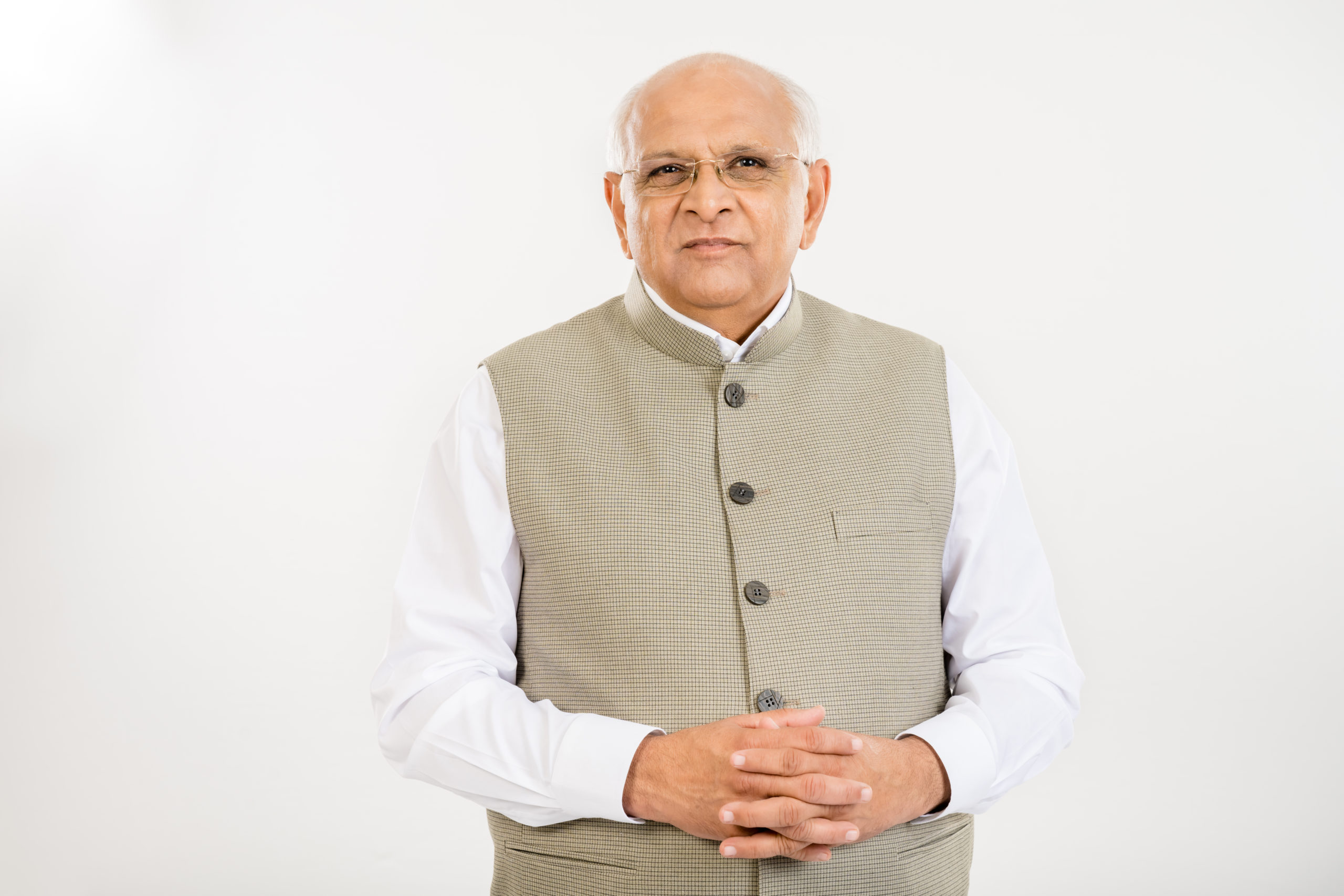 100 -કિલોવાટ સોલર પ્લાન્ટ, 224 કેડબ્લ્યુએચ બેટરી સ્ટોરેજ સિસ્ટમ સુરાટમાં શરૂ કરાયેલા 5 435 કરોડના પ્રોજેક્ટ્સ - દેશગુજરાત