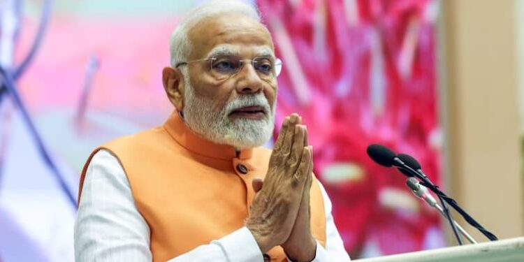 'યુટિલિટી રૂમમાં સૂઈ ગયા': એમ.એલ. મિત્તલ 25 વર્ષ પહેલાં પીએમ મોદીની આદર્શતાને યાદ કરે છે